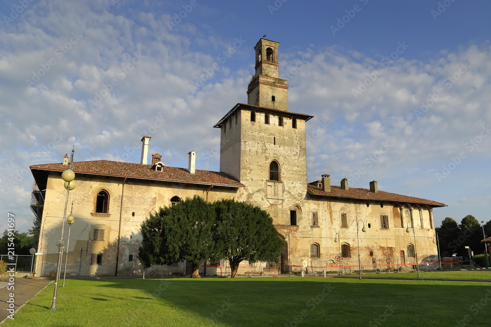 castello visconteo a cusago in lombardia in italia