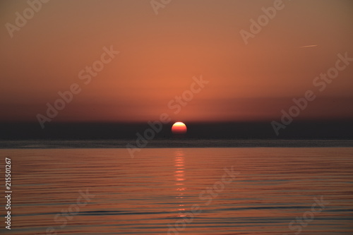 Fototapeta Naklejka Na Ścianę i Meble -  Sonnenaufgang vor Insel Usedom