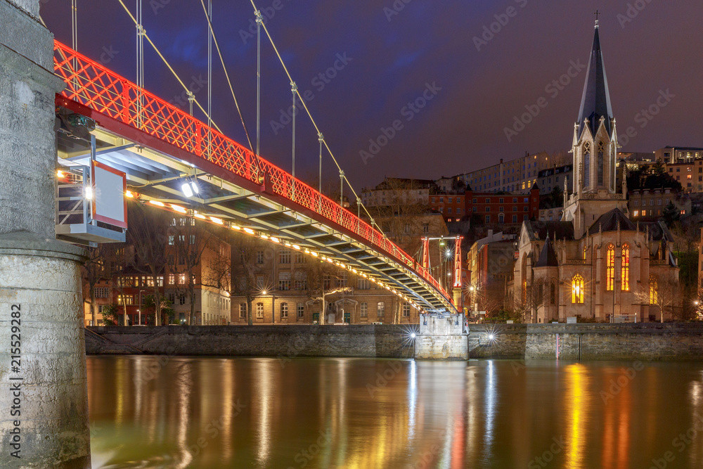 Obraz premium The bridge of St. George in Lyon.