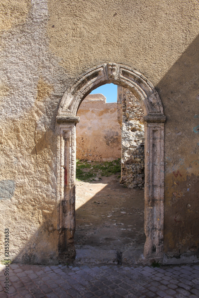 Fototapeta premium Gate in fortification, El Jadida, Morocco