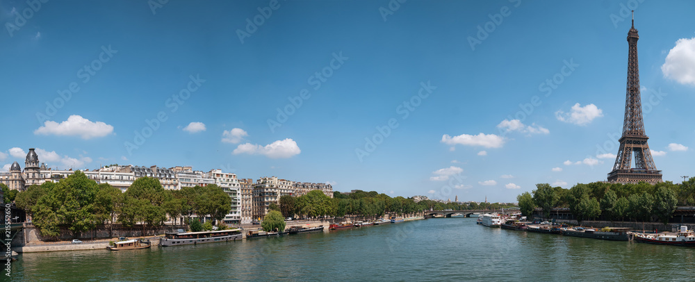 panoramic view at Paris form the Bir-Hakeim bridge