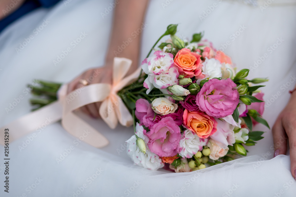 bride holding wedding bouquet bride holding wedding bouquet