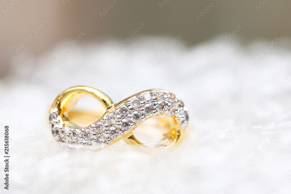 Diamond ring infinity symbol Diamond ring infinity symbol