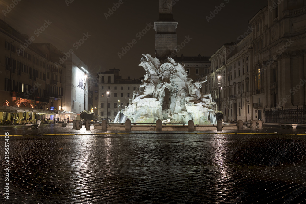 Fototapeta premium Famous and beautiful fountain in Piazza Navona in the heart of Rome, Italy