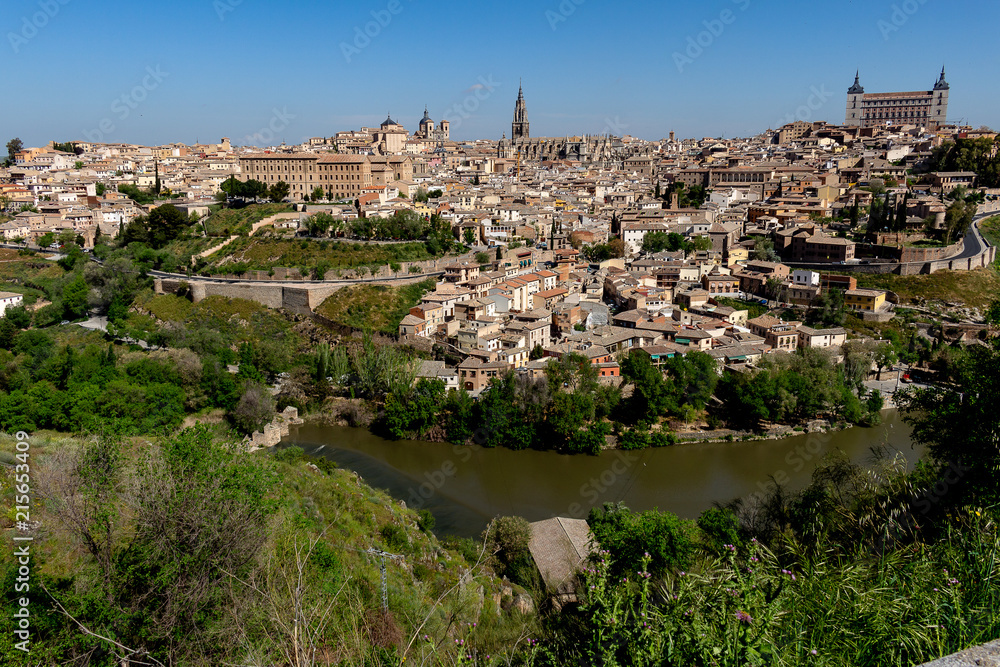 Panoramic view of the city of Toledo.