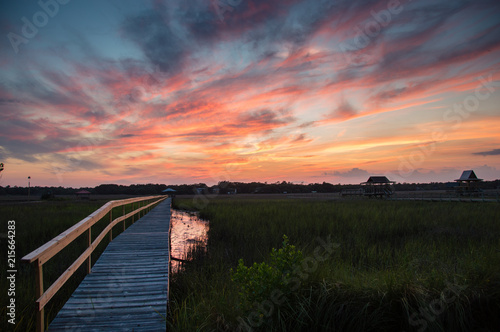 Fototapeta Naklejka Na Ścianę i Meble -  Pawley's Island sunset above the marsh