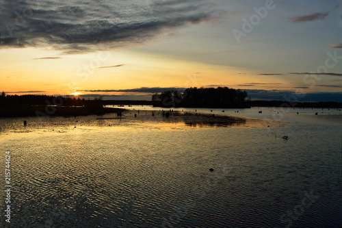  Сохранить Скачать изображение для предпросмотра Fishing for pike, fishing at the Rybinsk reservoir