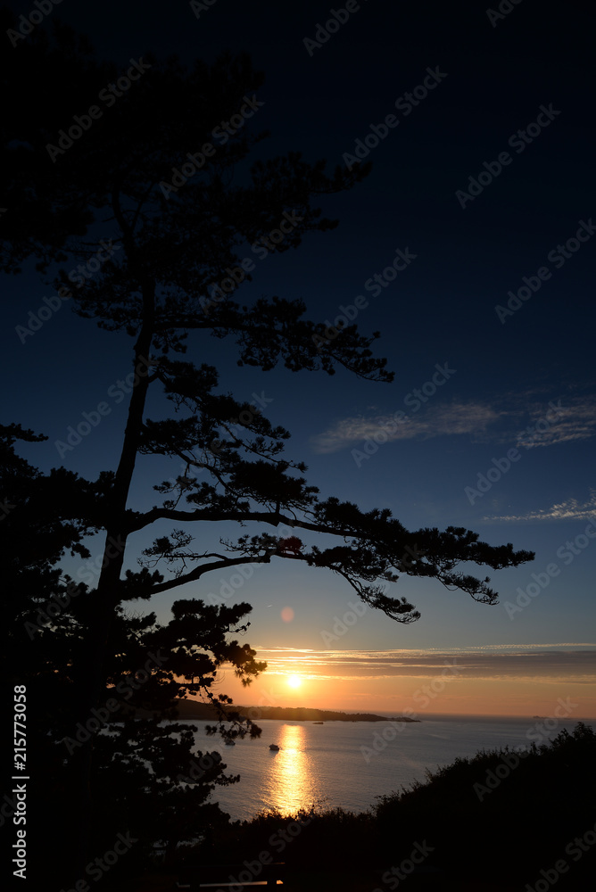 Naklejka premium Abend bei Perros-Guirec, Bretagne