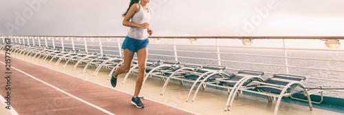 Cruise exercise fitness - people staying fit during Caribbean vacation holiday banner panorama of running shoes and healthy fit body.