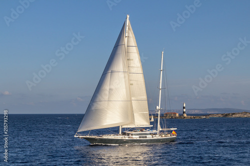 Sailboat sailing in the evening © robertdering