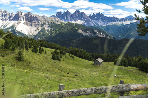 Foto Beautiful Landscape  view from Plose to the Geisler Alps, Dolomites in South Tyr