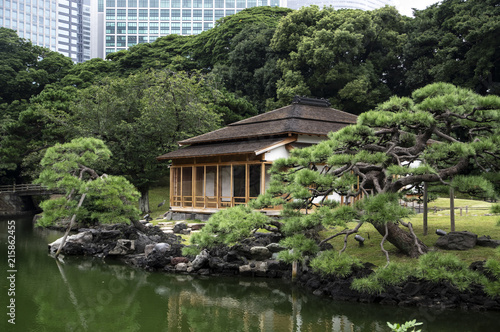 Hamarikyu Garden