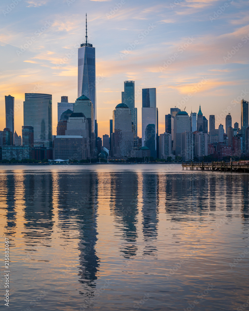 Obraz premium Manhattan Sunrise From New Jersey