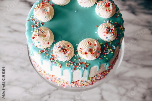 Pastel cake with sprinkles