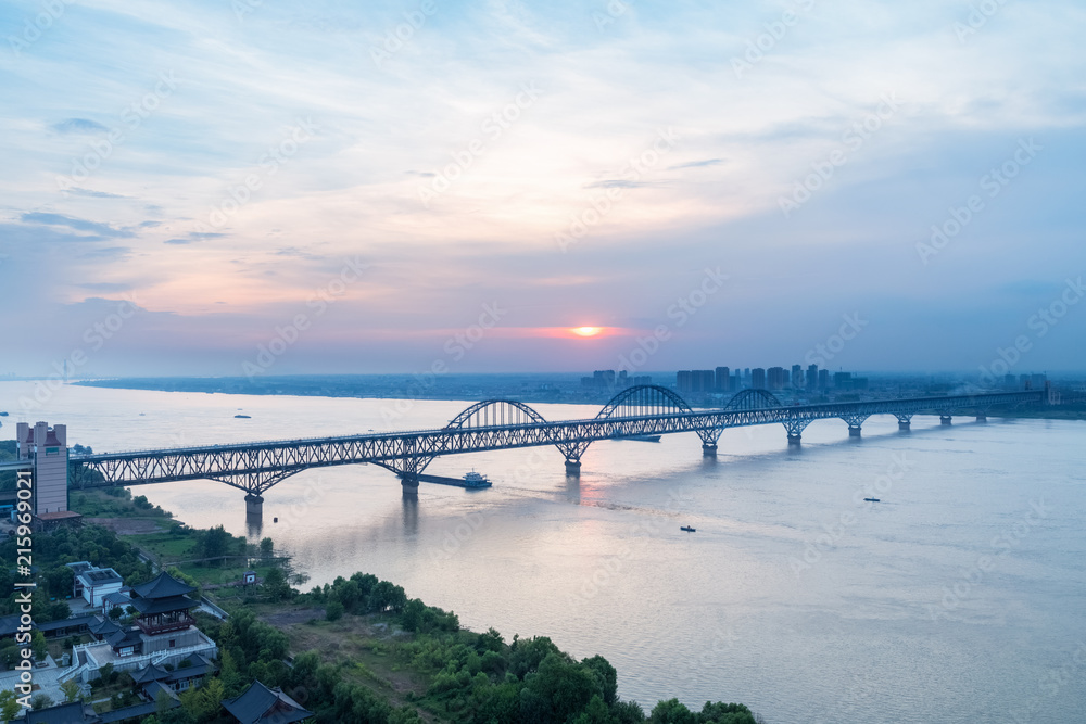 Fototapeta premium jiujiang yangtze river bridge