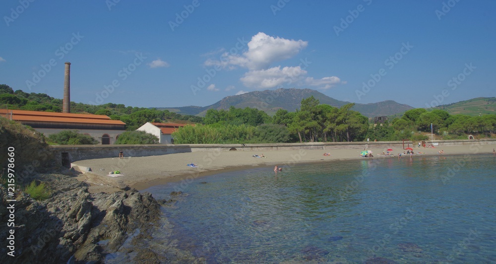 Plage de paulilles avec cheminée Plage de paulilles avec cheminée