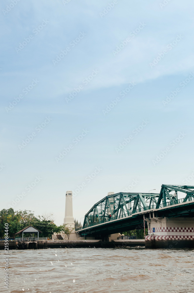 King Rama I Memorial Bridge crossing the Chao Phraya River, Bangkok, Thailand King Rama I Memorial Bridge crossing the Chao Phraya River, Bangkok, Thailand