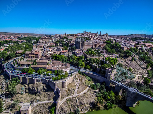 Toledo a vista de Drone- Ciudad de Castilla la Mancha, España