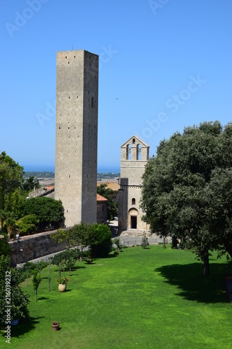 Картината върху платно Tarquinia - Santa Maria di Castello