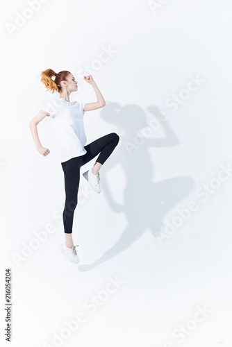 woman running © SHOTPRIME STUDIO