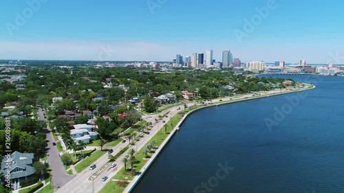 Wallpaper Mural Drone shot descending from downtown tampa view to Bayshore Torontodigital.ca