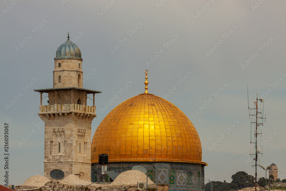 Mousque Al-aqsa minaret and in Jerusalem