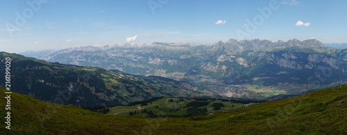 Churfirsten-Panorama: Guscha, Gratweg, Flums, Kleinberg