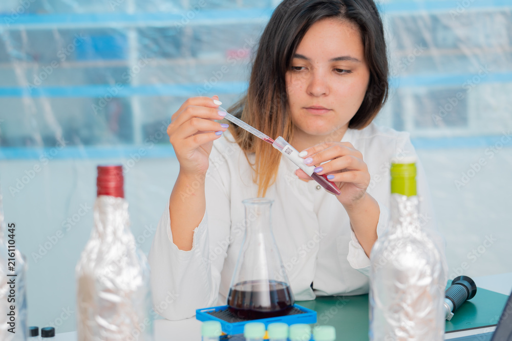 juice and wine in inspection, lab, measurement of sugar content juice and wine in inspection, lab, measurement of sugar content
