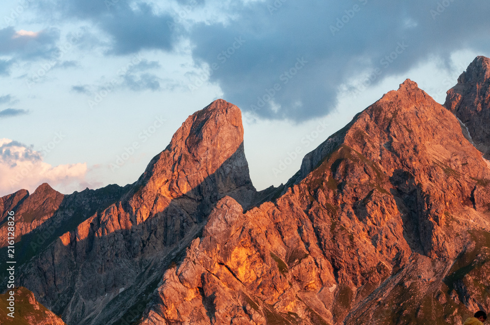 Naklejka premium Sunset at the Passo di Giau, in the Italian Dolomites, on a late July evening.