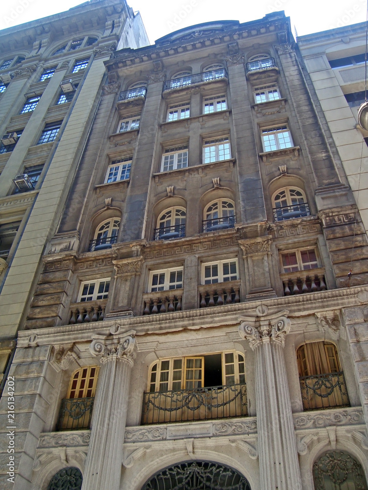 Obraz premium Old eclectic building