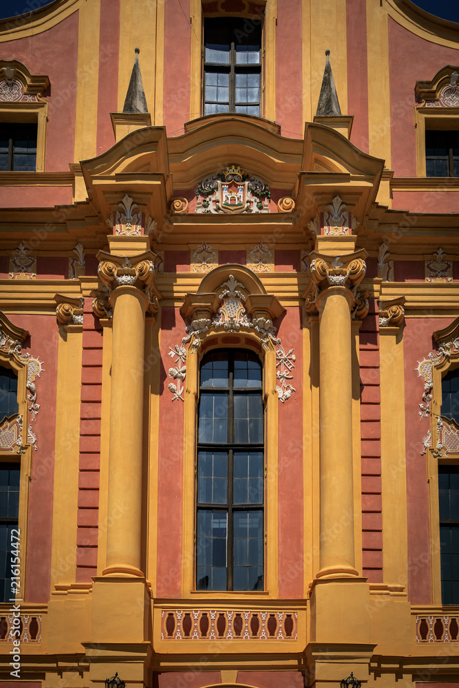 Fototapeta premium Detail Historisches Gebäude in Neuburg an der Donau