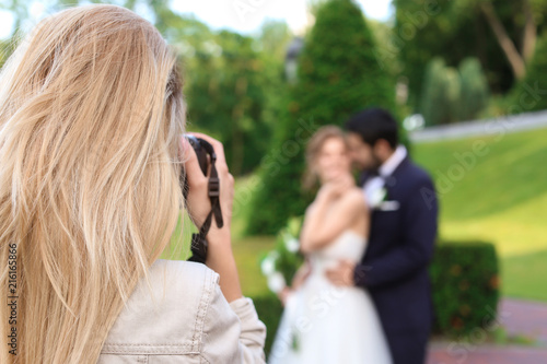 Professional photographer t...