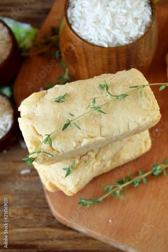 Rice gluten free bread with thyme