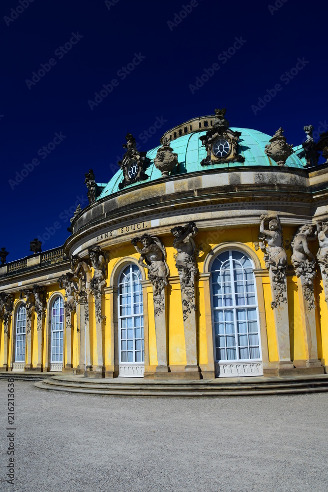 Obraz premium The magnificent palace of Sans Souci, commissioned by Frederick the Great in Potsdam, Germany