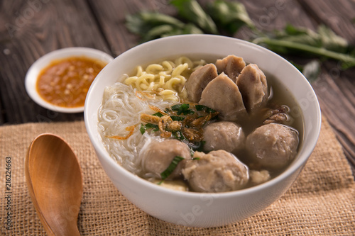 Bild auf Leinwand bakso. indonesian meatball