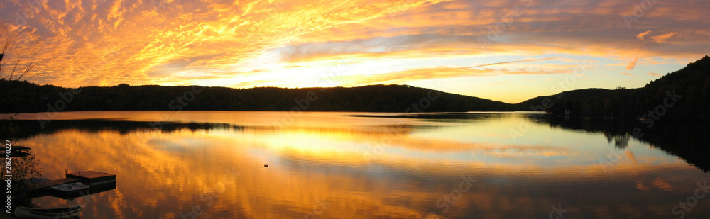 coucher de soleil lac canada