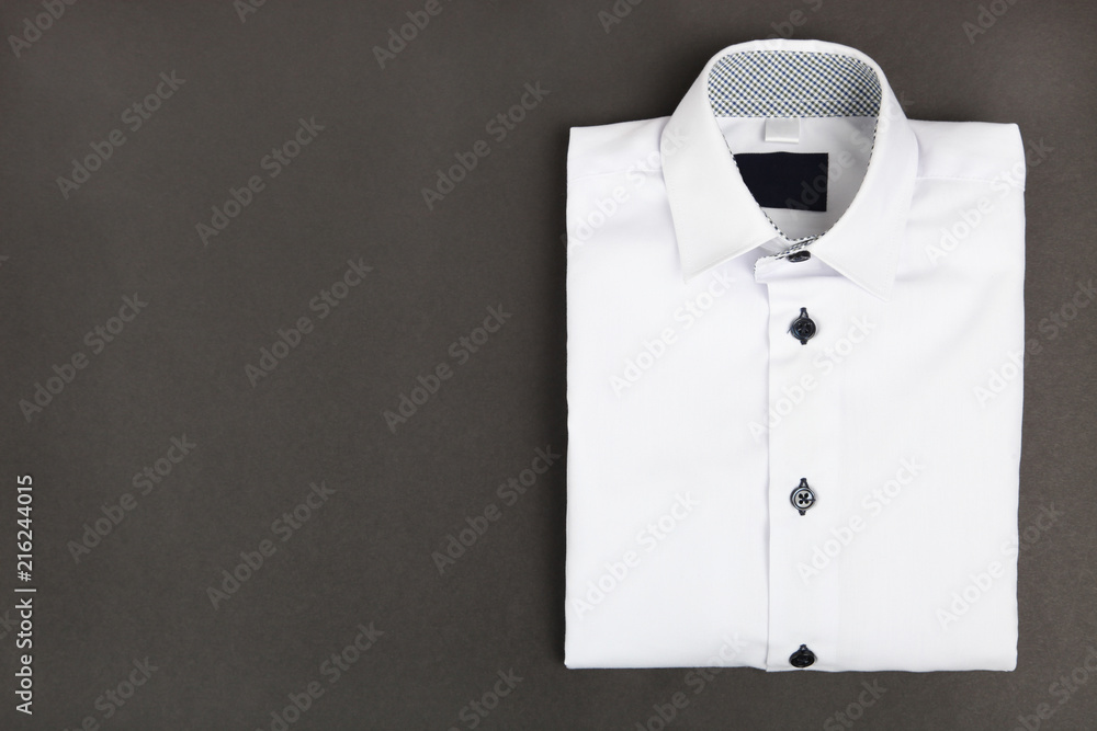 Men's white classic shirt Men's white classic shirt