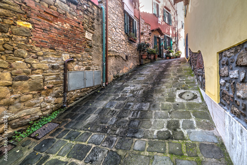 picturesque alley in Tuscany