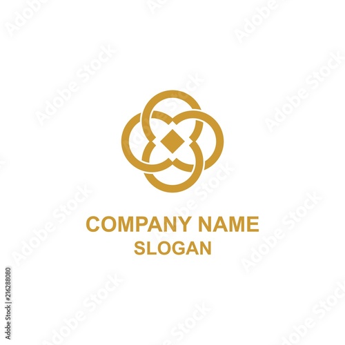 Elegant C letter initial logo.