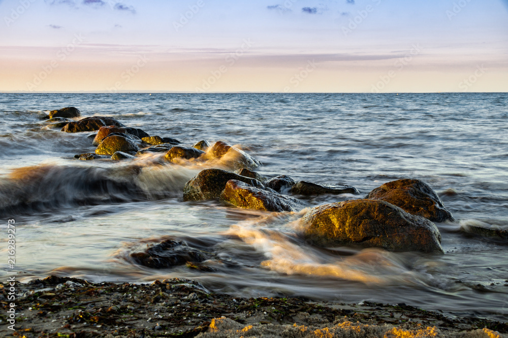 Obraz premium Morgens am Meer von Grömitz