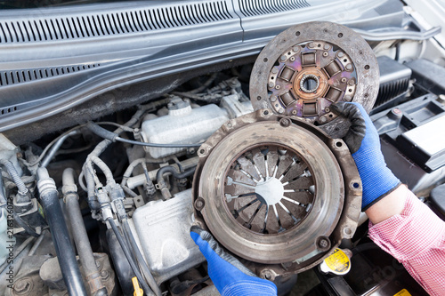 Clutch basket and plate replacement photo