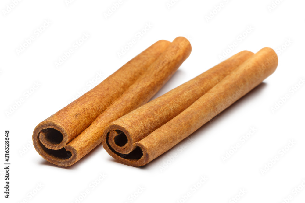 Cinnamon sticks, isolated on white background Cinnamon sticks, isolated on white background