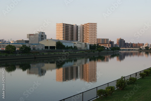 川のある風景