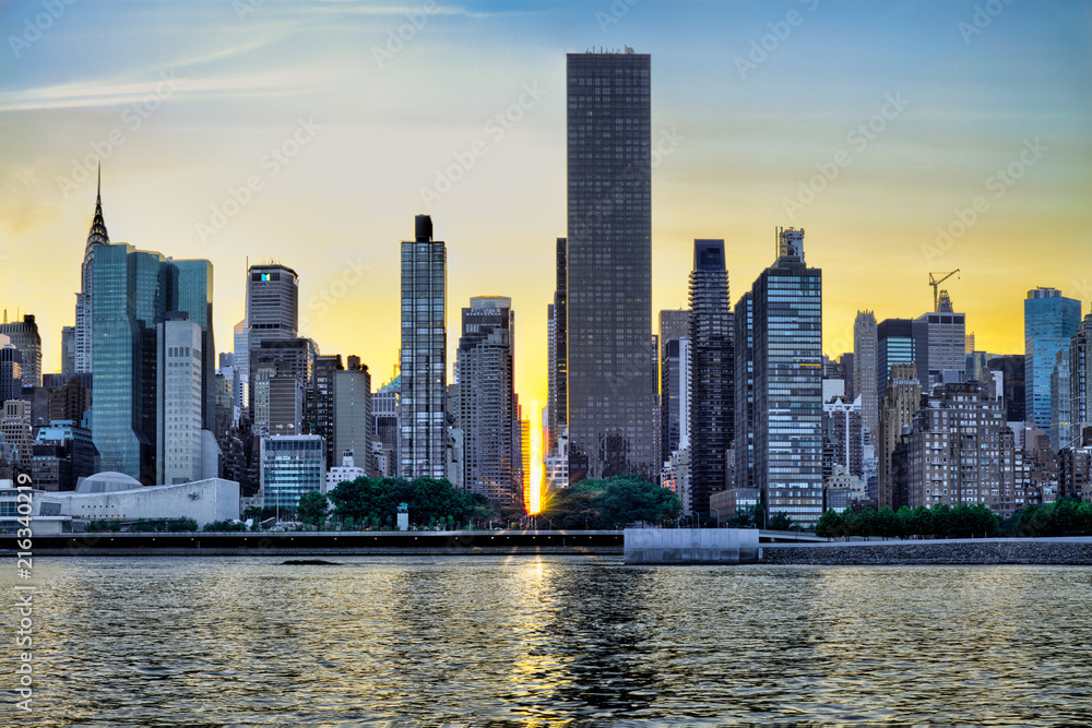 Manhattanhenge from Long Island City Gantry Park