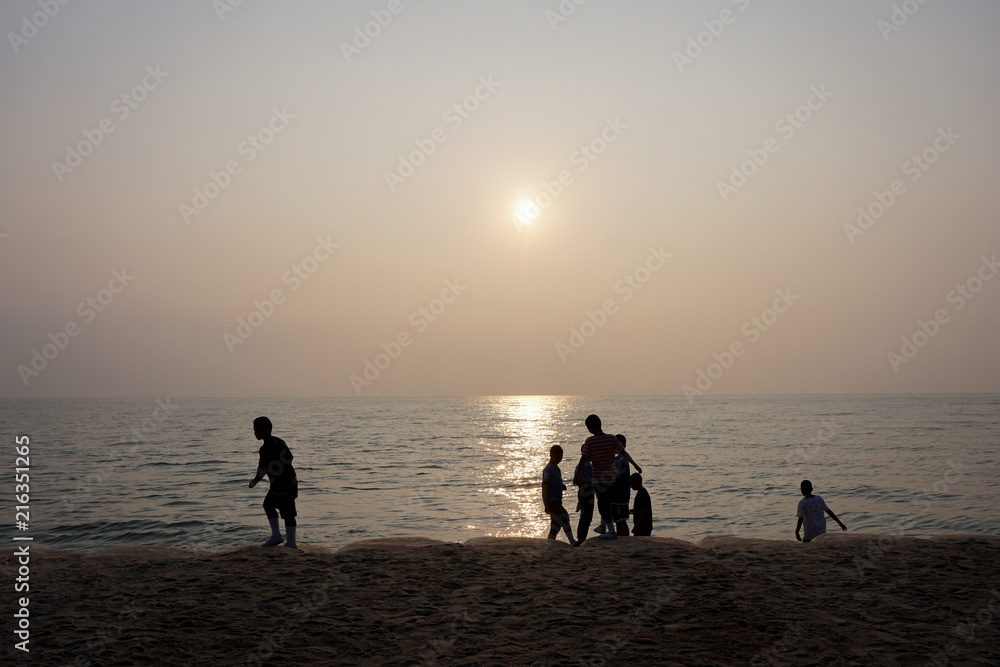 Fototapeta premium peaple in the beach