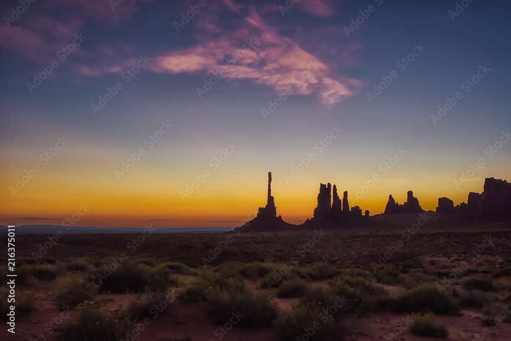 Obraz premium Totem sunrise