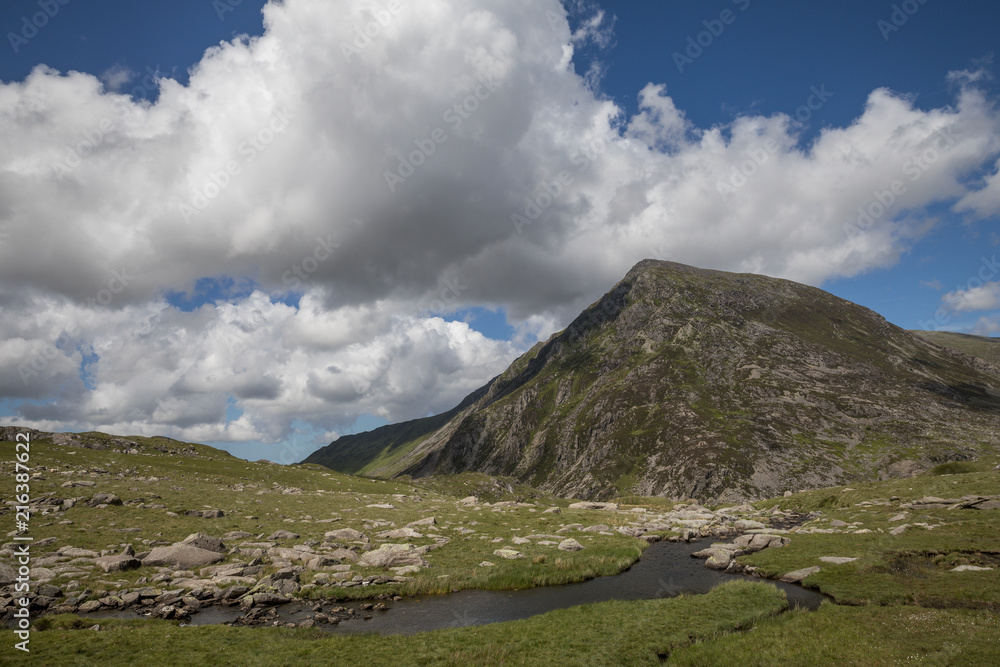 Wolken über dem Nationalpark Snwodonia - Wales