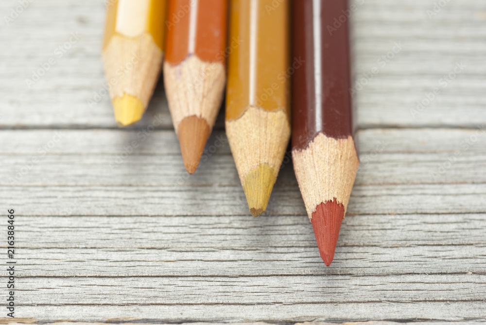 Obraz premium color pencils on wood table