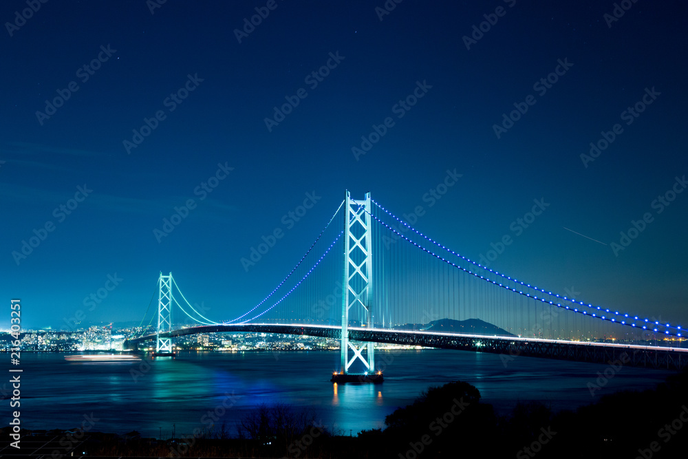 Fototapeta premium 海峡大橋