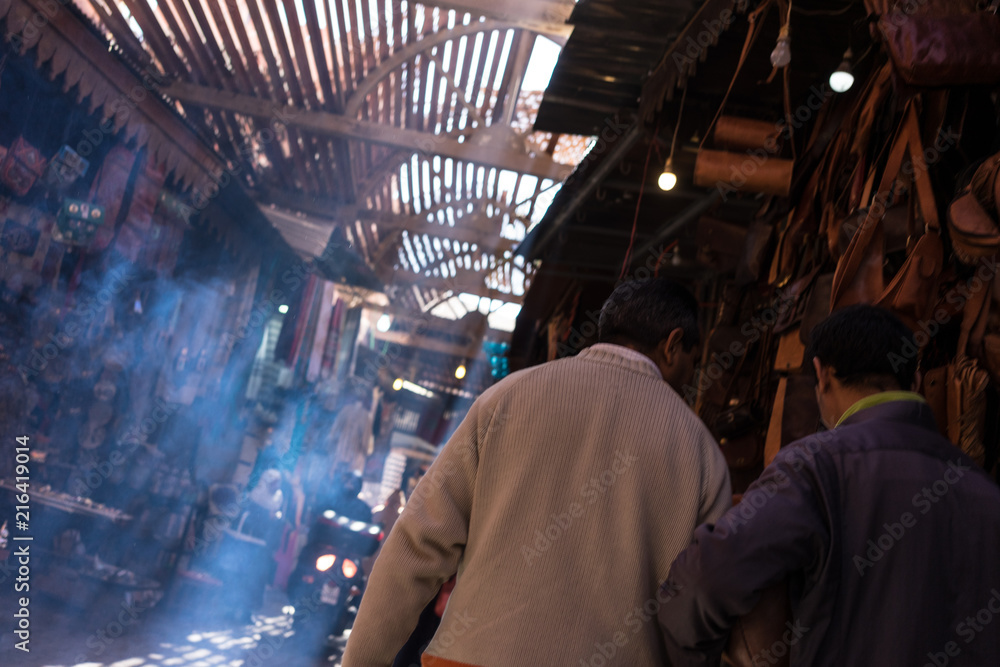 Fototapeta premium marrakech street scene with people and daily life